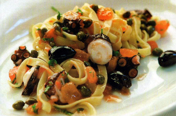 taliateles-me-xtapodi-elies-kai-kapari