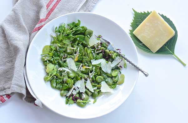 koukia-xlora-freska-me-lemoni-salata